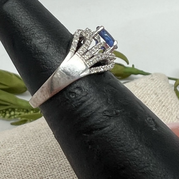 18K Solid White Gold Tanzanite Diamond Ring Sz 5.5 - Picture 7 of 16